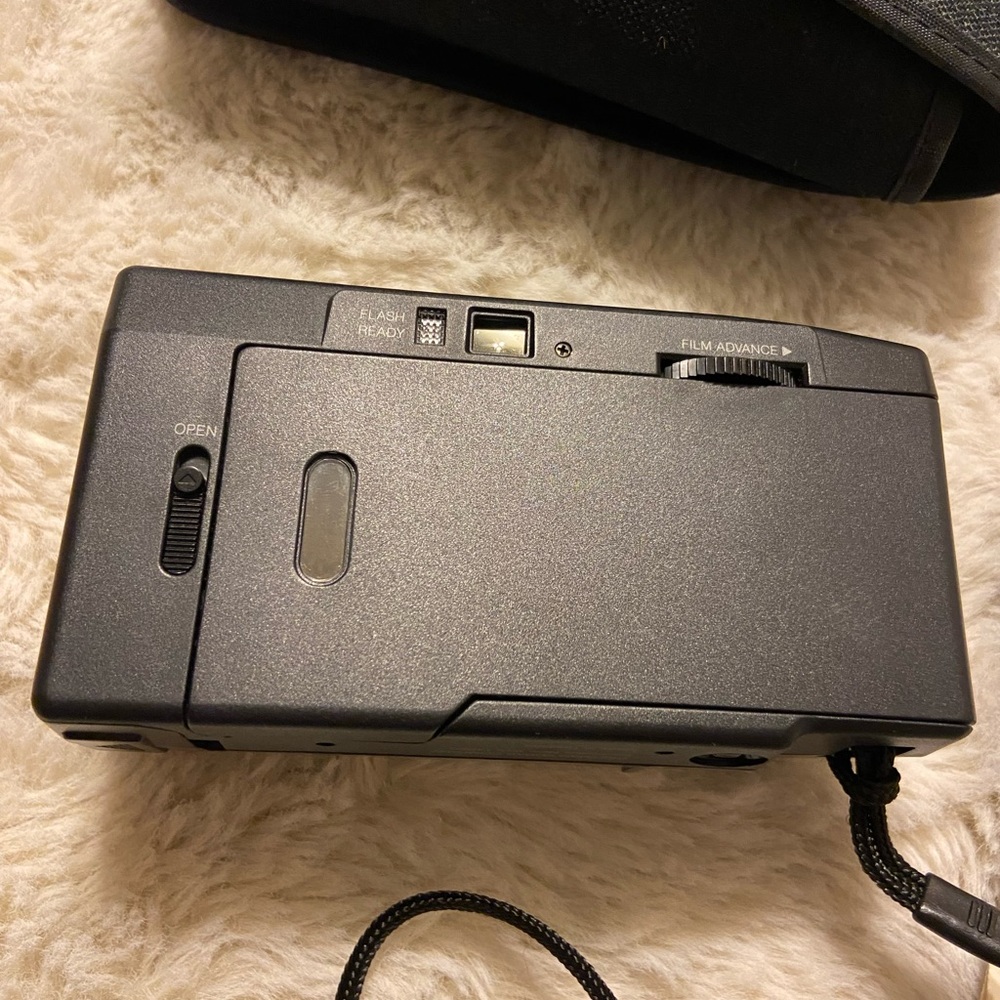 1988 Like new KODAK reflections 35MM camera - Picture 6 of 10